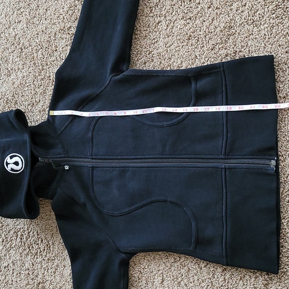 Lululemon Black Scuba Hoodie w/ white logo, printed on Back Size 6 - Picture 11 of 12